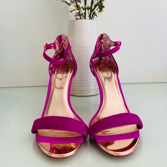Ted Baker Sharlos Stiletto Sandal in Fuscia, Size 39.5 EU/9 US - Picture 3 of 10